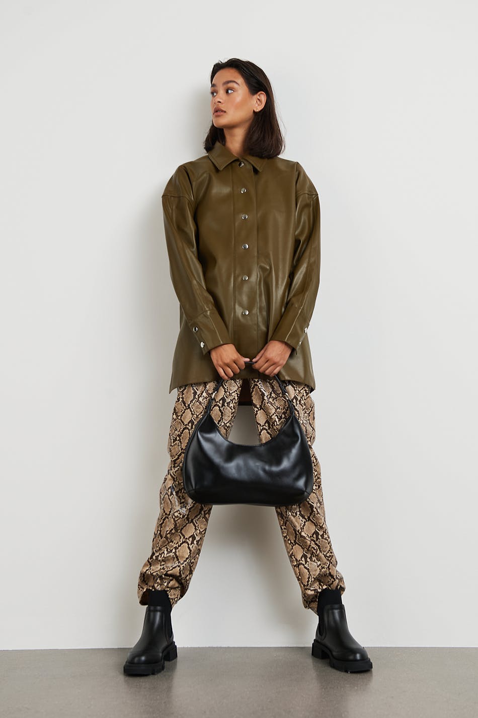 Magda pu shirt