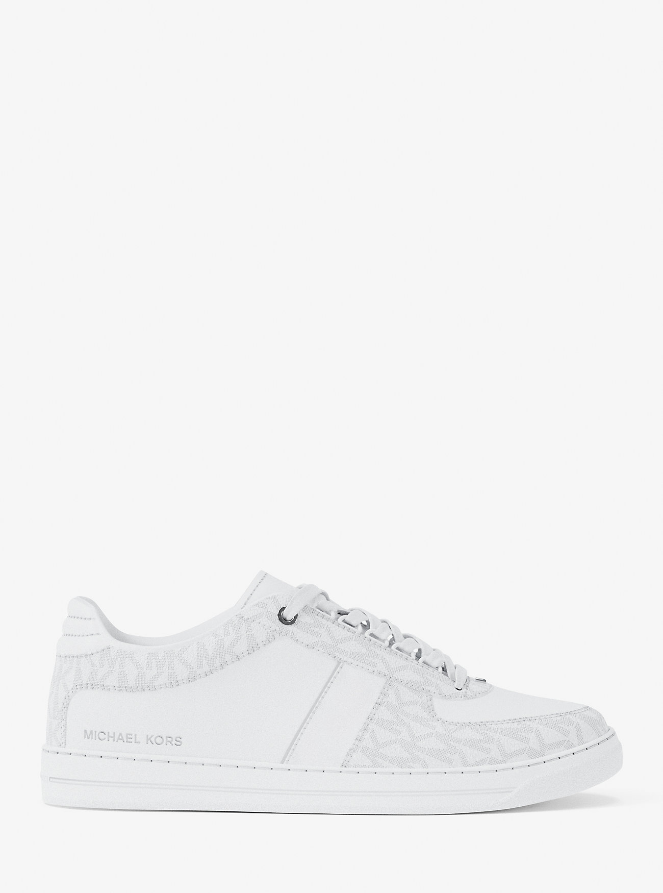 Brady Signature Logo og Skinnsko – LYSHWHT