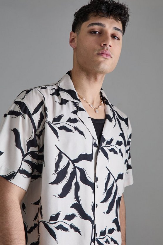 Kurzärmliges Oversize Viskose-Hemd mit floralem Print