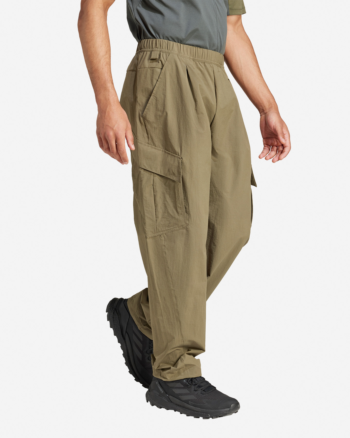 Pánske outdoorové nohavice Adidas Cargo M JF3714