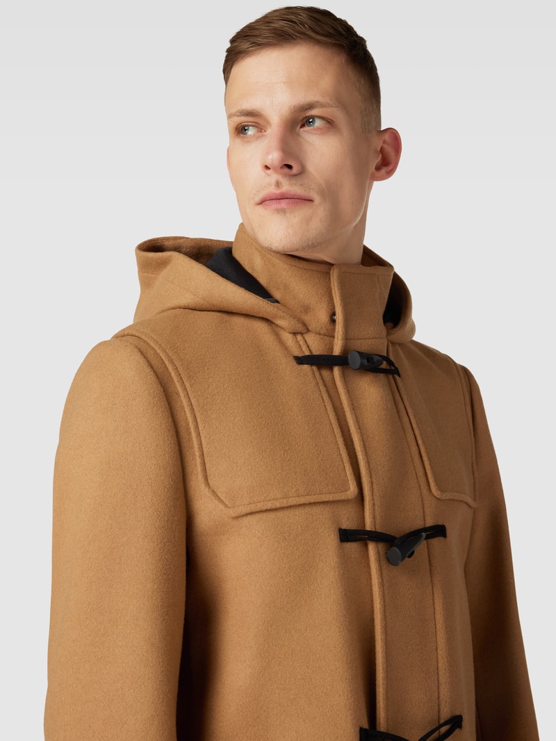 Mantel mit Kapuze in camel