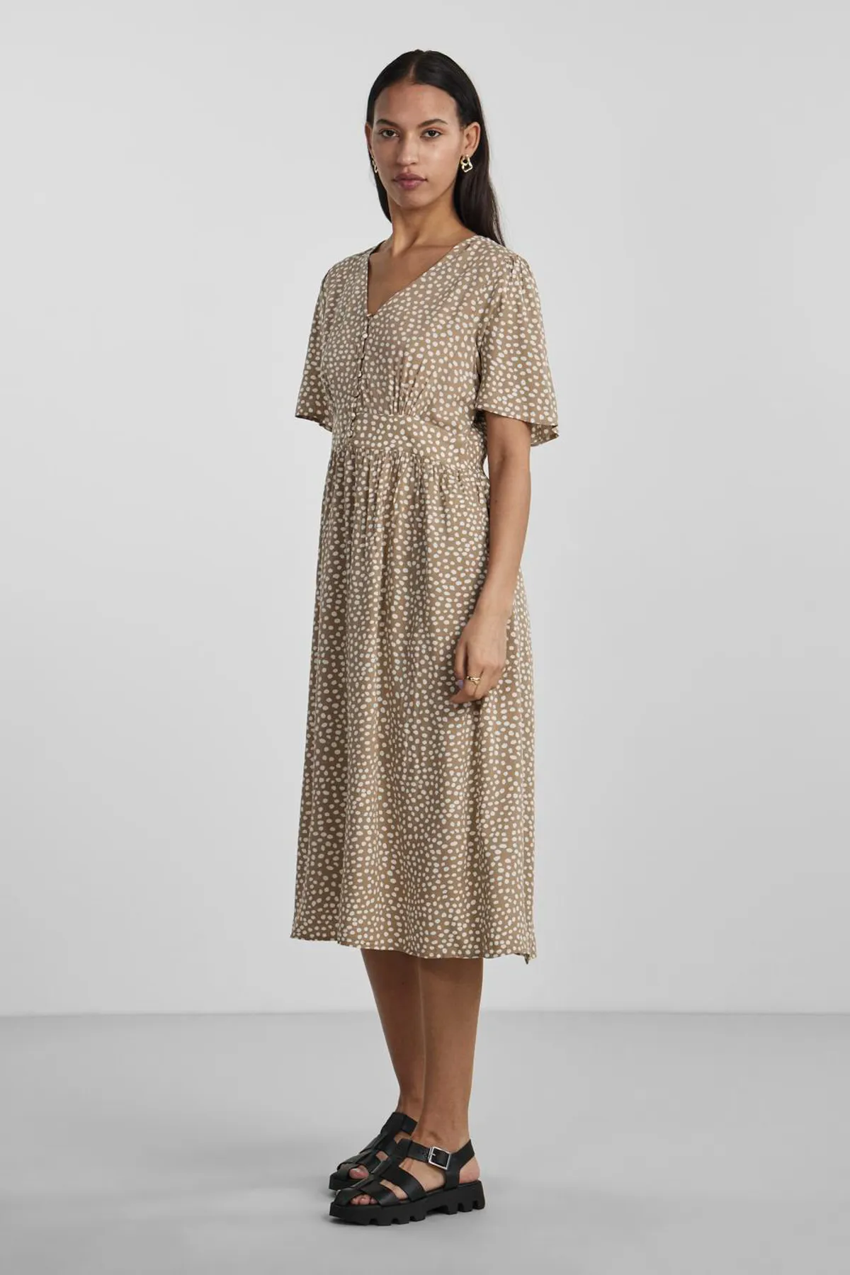 PIECES  Kleid Damen/Mädchen Silber Nerz