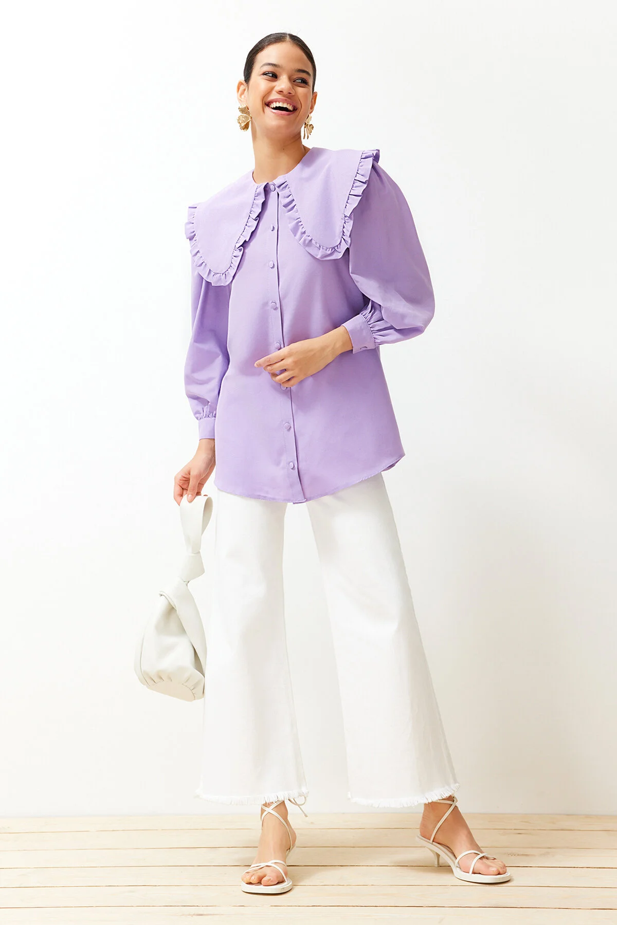 Trendyol Modest  Lilafarbenes Hemd aus gewebter Baumwolle mit Babykragen TCTSS24TG00027