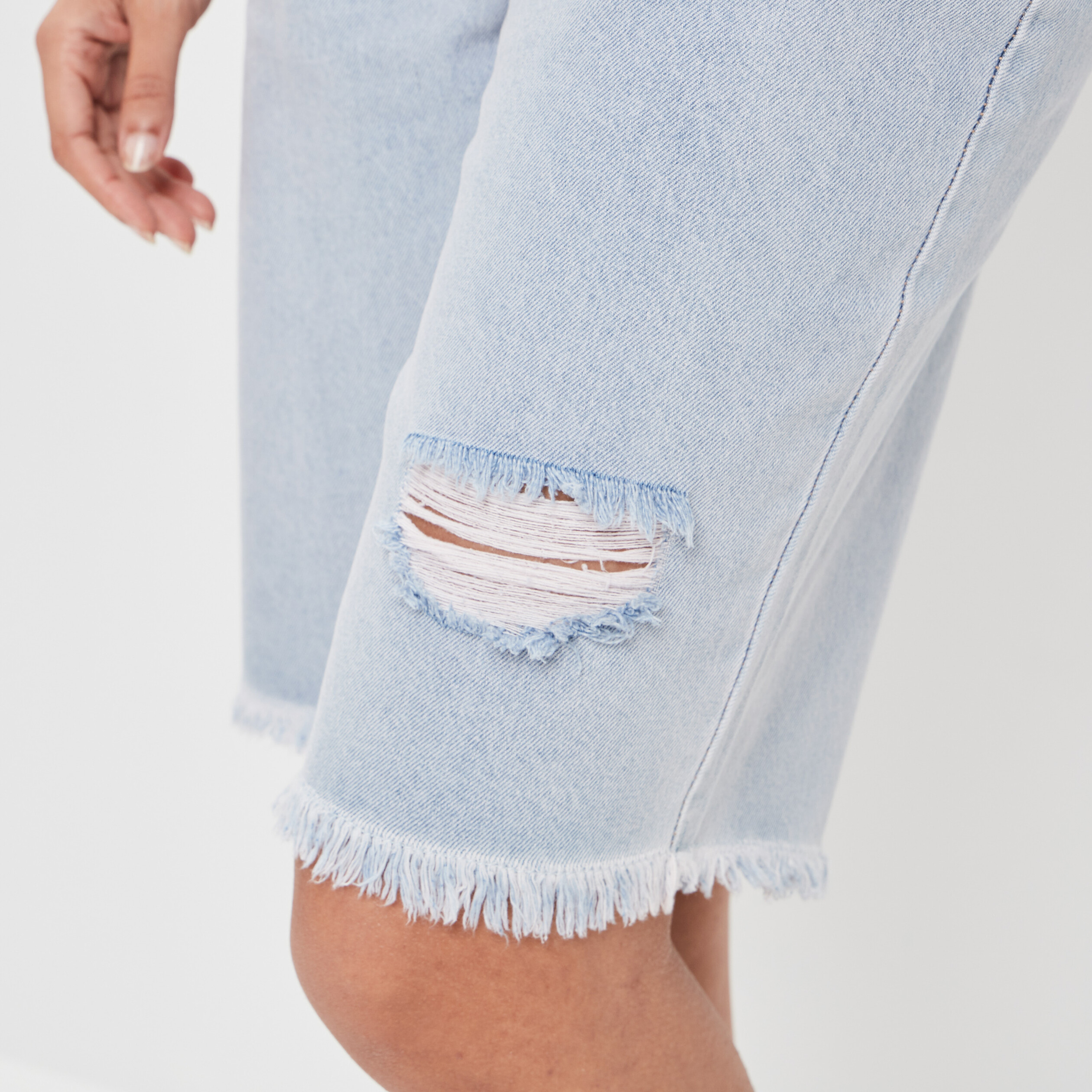 Bermuda droit en jean denim bleach femme | La Halle