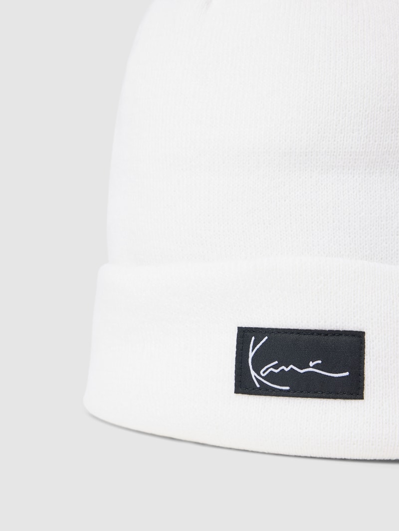 Beanie mit Label-Patch Modell 'Signature' in weiß