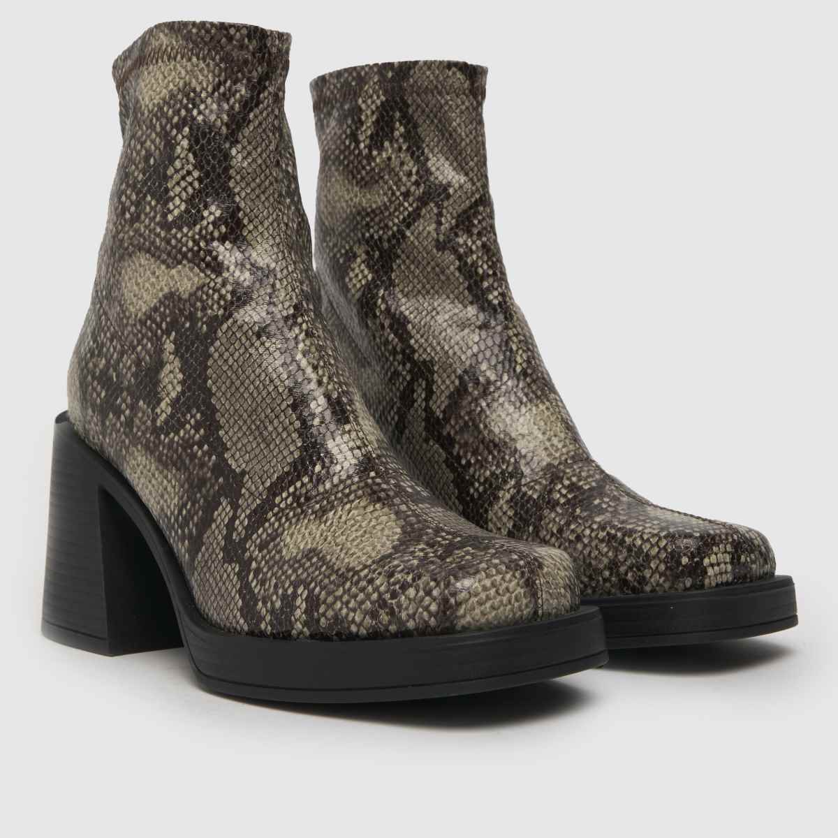 Schuh brielle platformos, rugalmas csizma bézs és barna színben