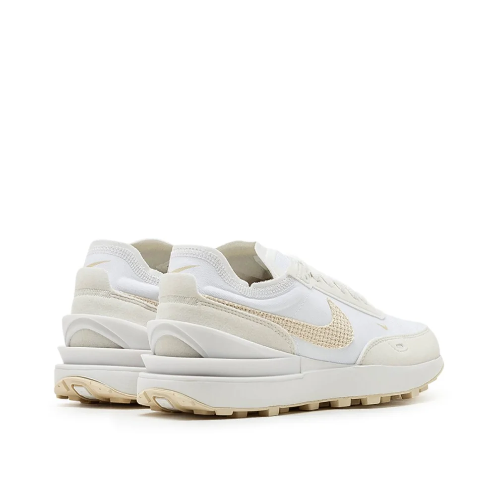 Nike Waffle One DM7604-100 / weiss