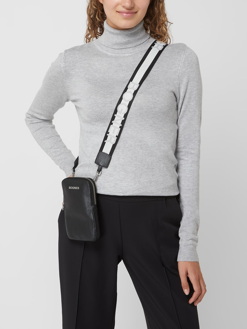 Handytasche aus Leder Modell 'Andermatt Johanna' in schwarz
