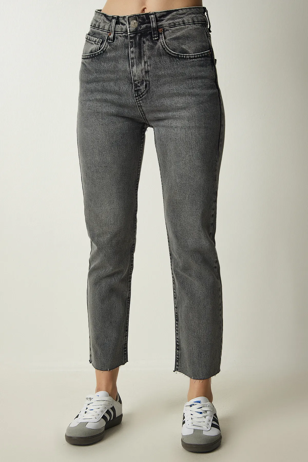 Happiness İstanbul  Graue Damen-Jeanshose mit hohem Bund CB00015