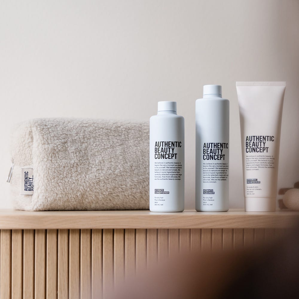 Authentic Beauty Concept Hydrate Set Bag
