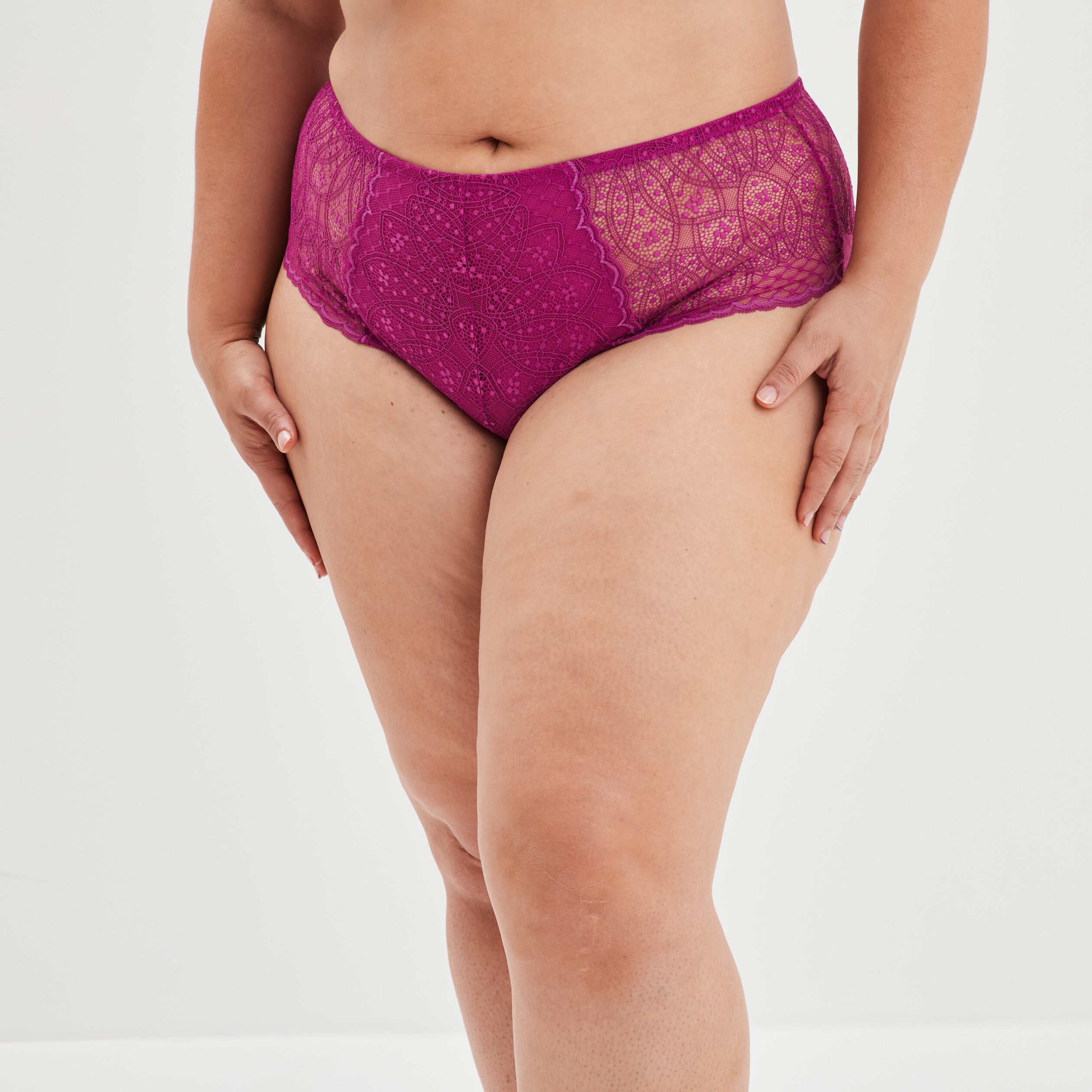 Shorty en dentelle Izzie violet femme grande taille | La Halle