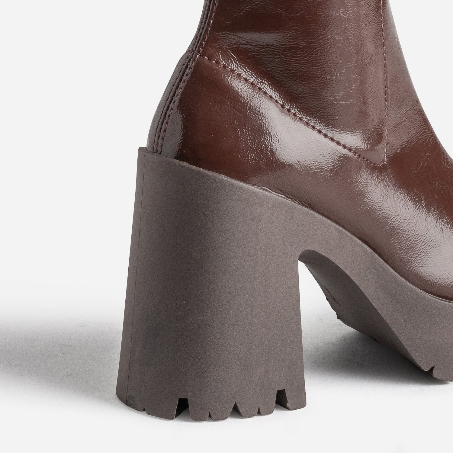 Boots TEXTO marron rougi verni à plateforme
