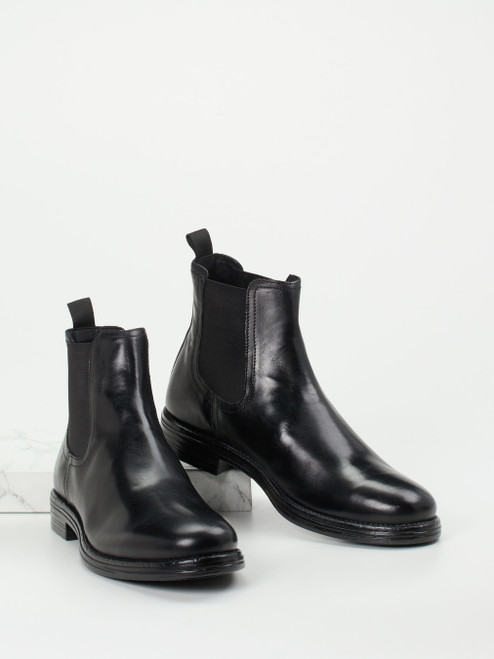 Boots-47110090186 Ralph Harrison