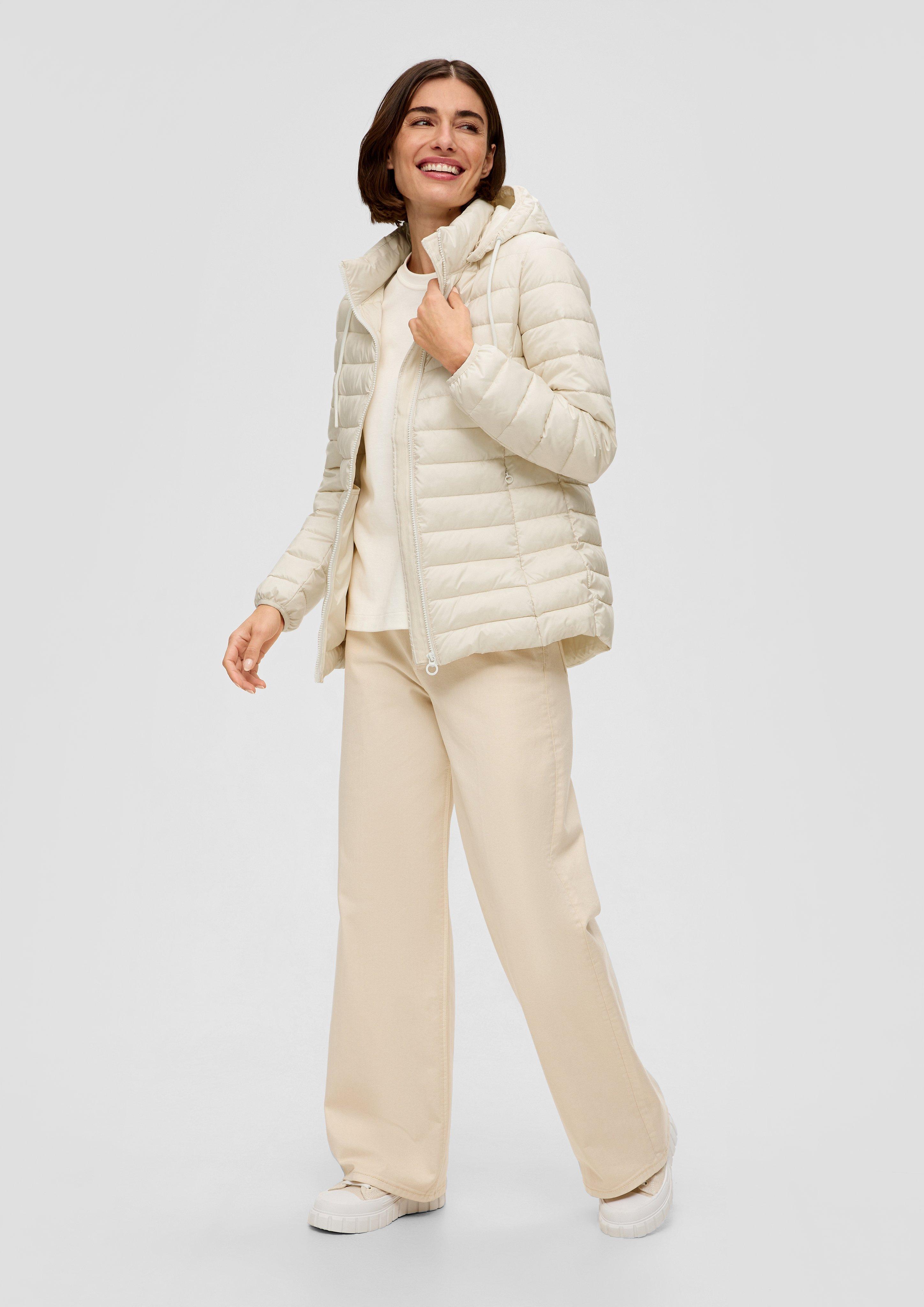 Leichte Steppjacke mit abnehmbarer Kapuze  2141878-0330