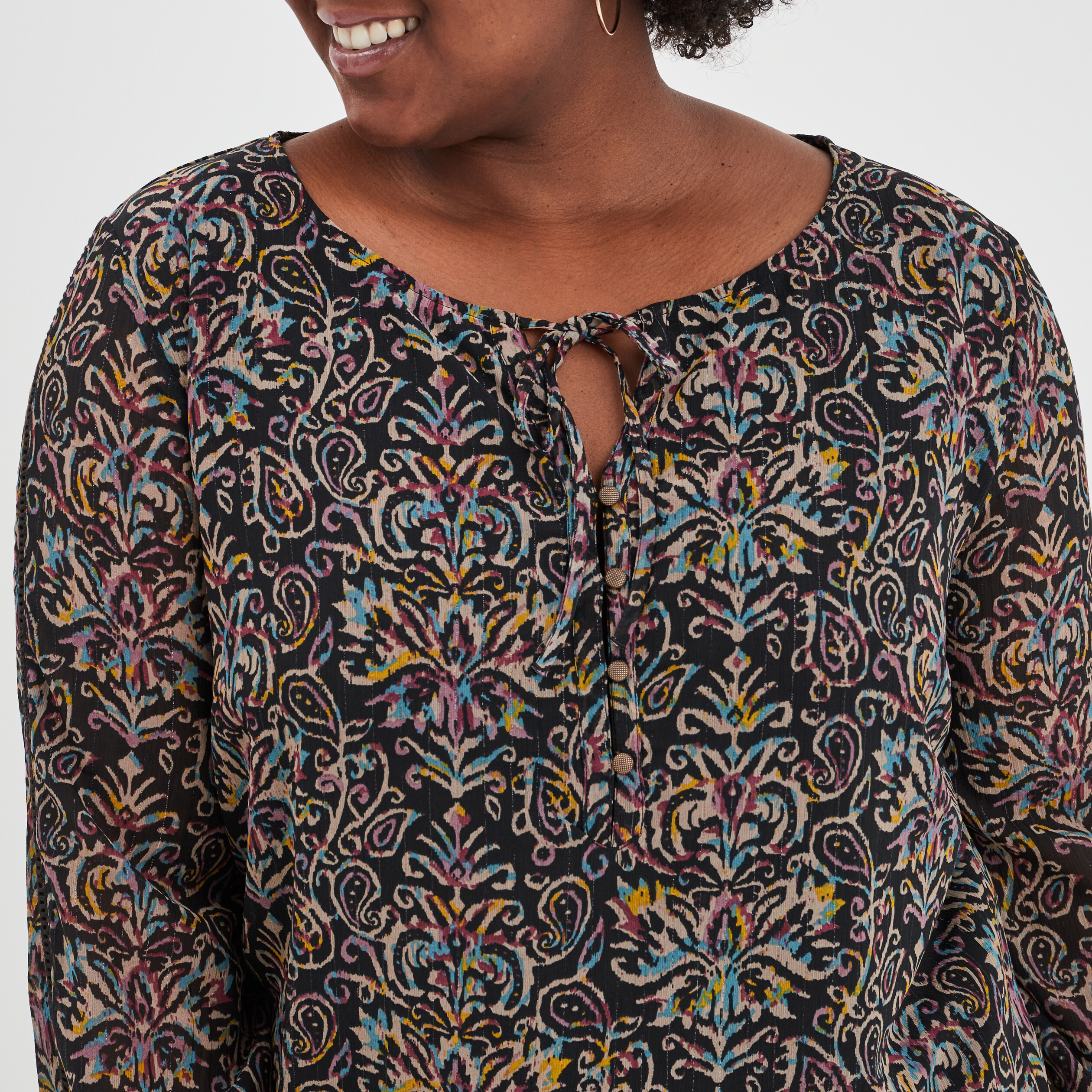 Blouse cordons au col manches longues noir femme grande taille | La Halle