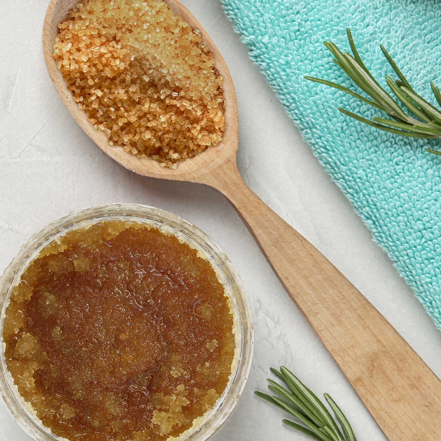 Körperpeeling mit braunem Zucker