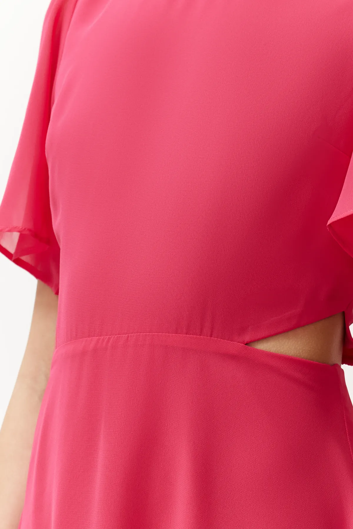 Trendyol Collection  Fuchsia A-Linien-Minikleid aus gewebtem Chiffon mit Cut-out-Details und Futter TWOSS24EL00696