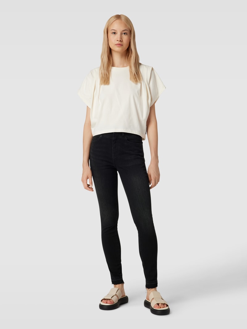 Slim Fit Jeans mit Eingrifftaschen in schwarz