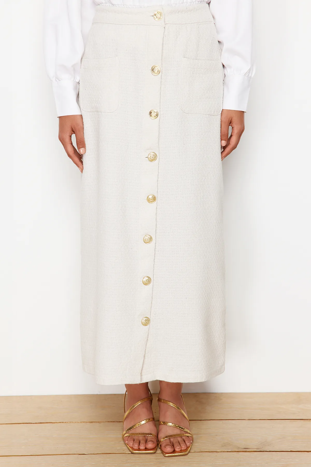 Trendyol Modest  Set aus Weste und Rock aus steinernem Tweed mit gewebter Unterseite und Oberteil TCTSS24US00013