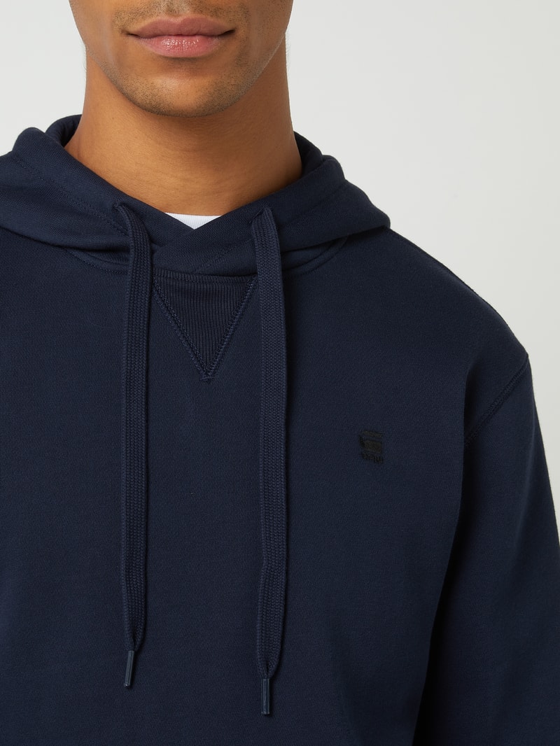 Hoodie mit Känguru-Tasche in marineblau