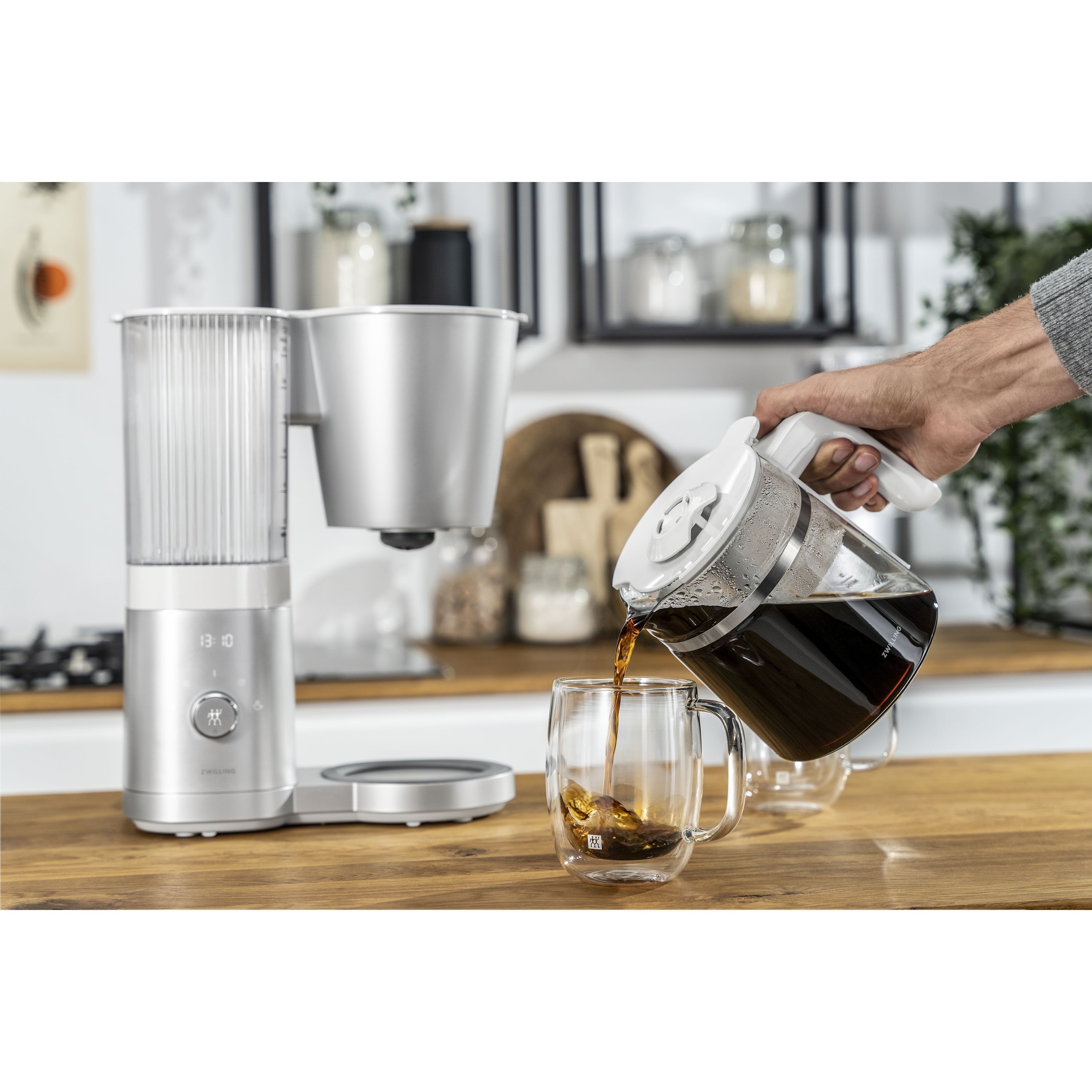 Filterkaffeemaschine, 1,5 l, Silber-Weiß