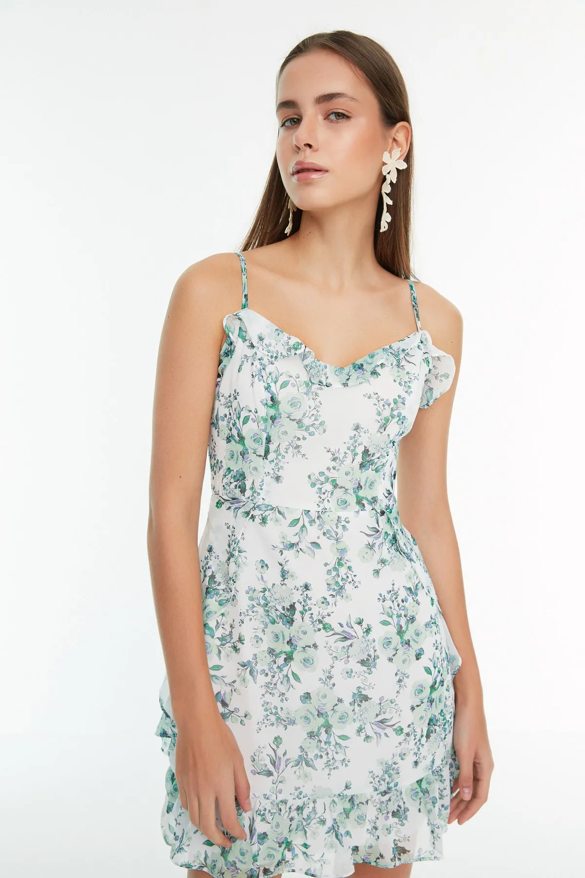 Trendyol Collection  Mintgrünes, gewebtes Minikleid mit Volant und Blumenmuster in A-Linie TWOSS20EL1267