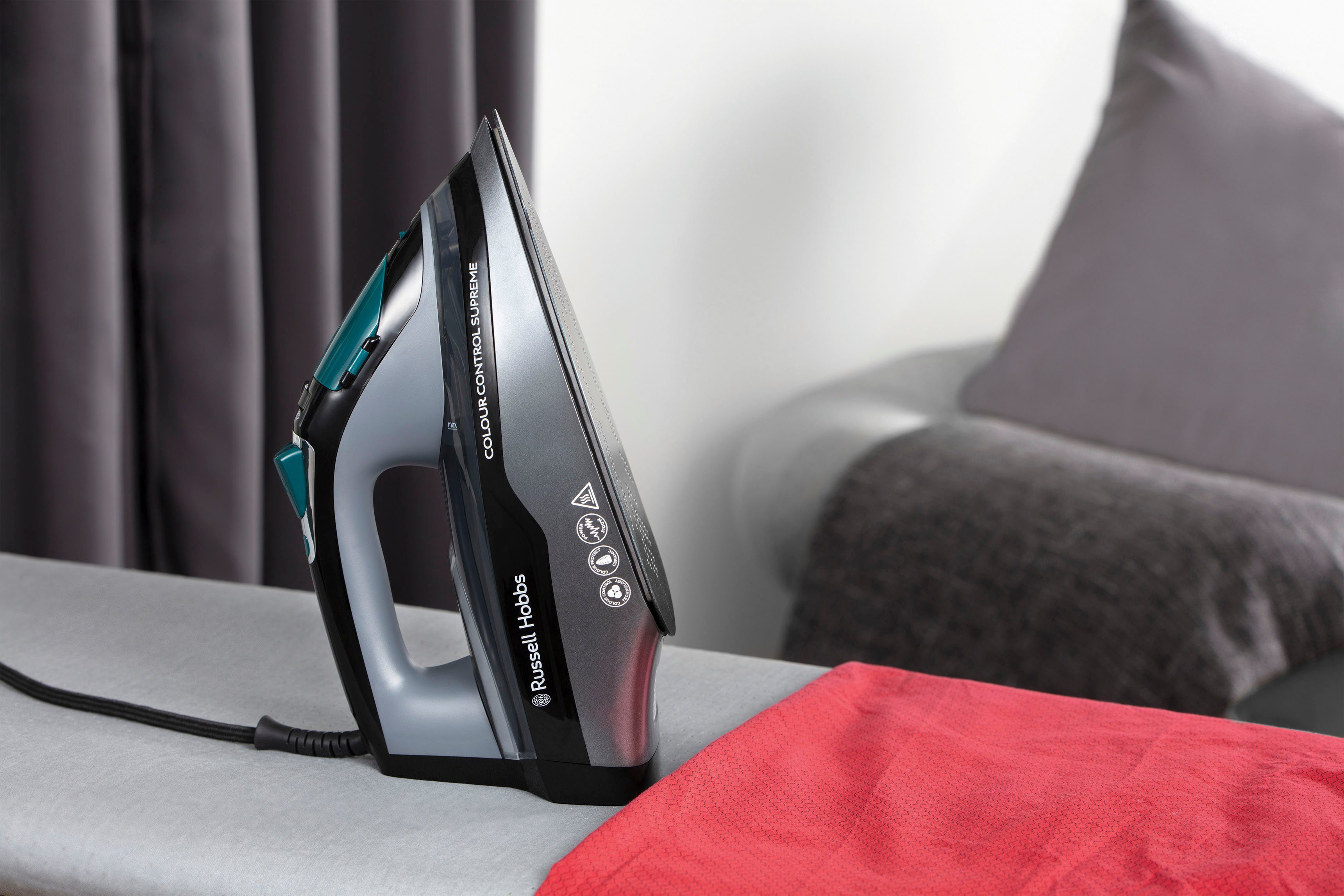 RUSSELL HOBBS Dampfbügeleisen 25400-56 Colour Control Supreme, 3100 W