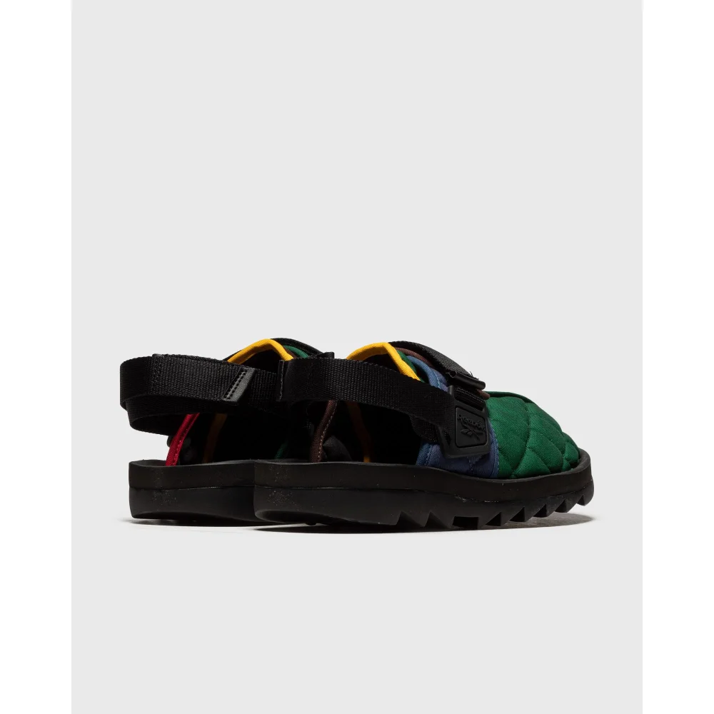 Reebok Beatnik HQ6251 / blau