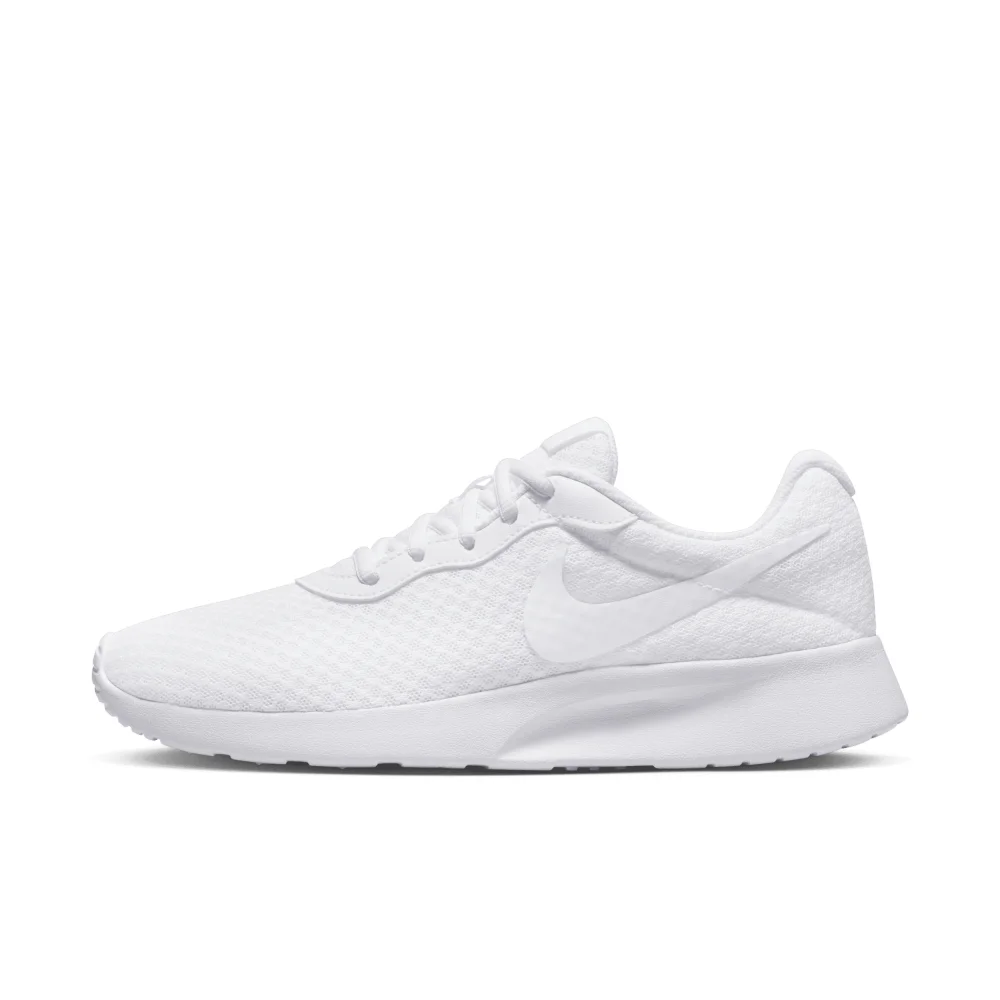 Nike Tanjun WMNS DJ6257-104 / weiss