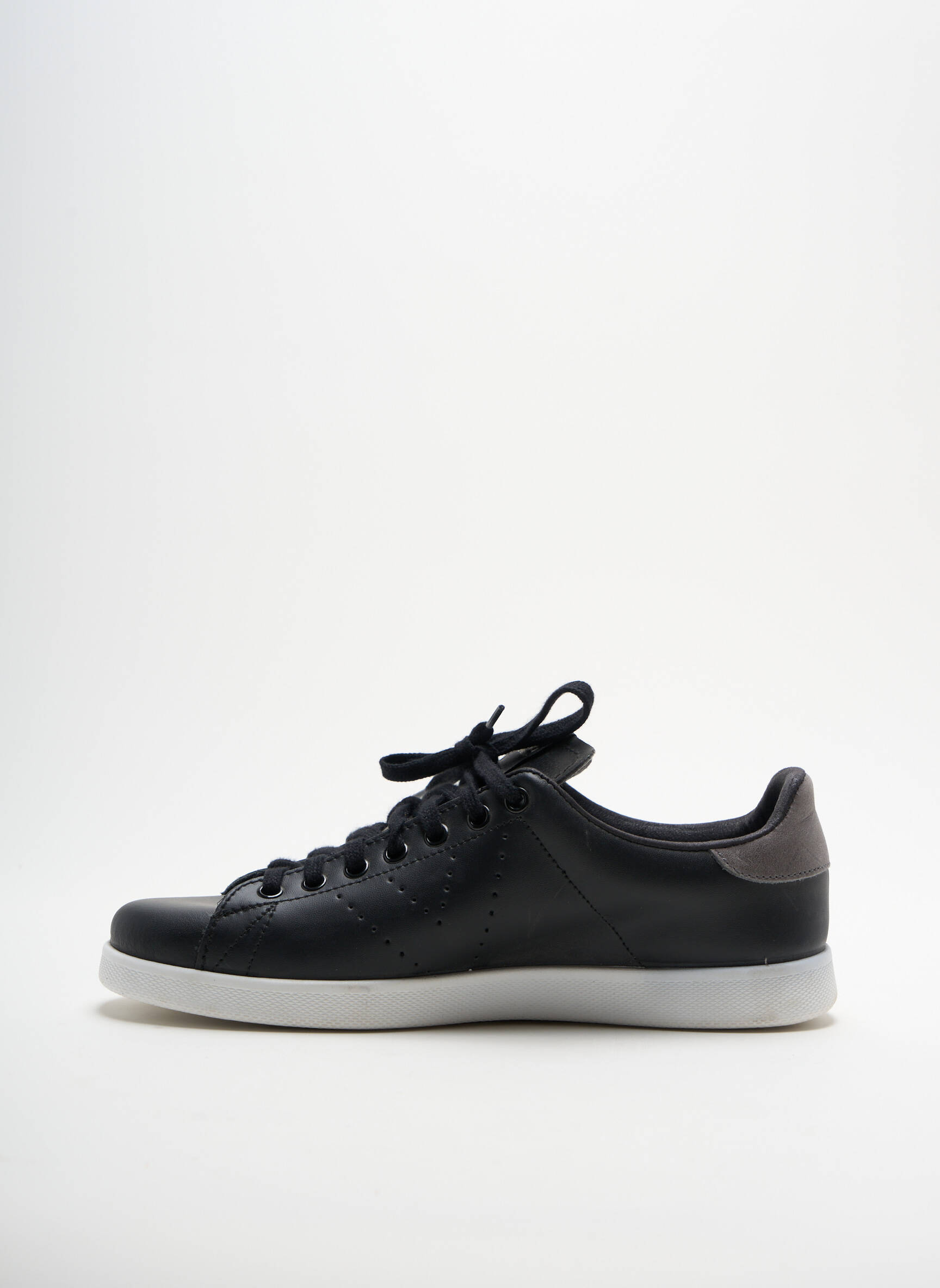 Victoria Baskets Femme couleur noir