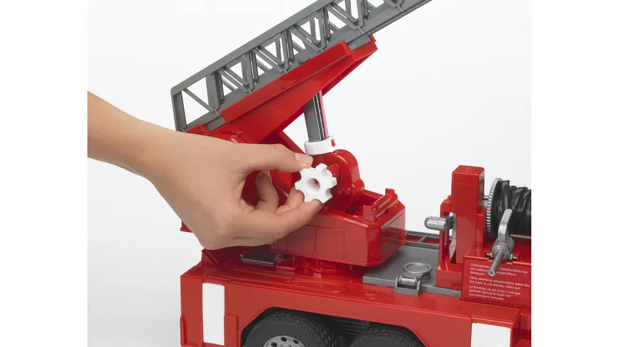 BRUDER - MAN TGA Feuerwehr m. Drehleiter, Wasserpumpe, Light & Sound-Modul 02771
