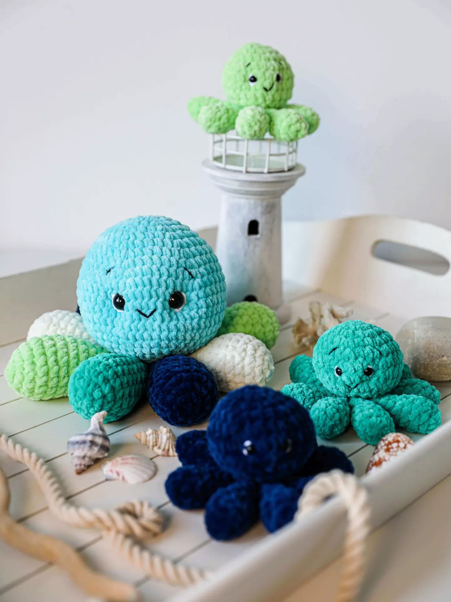 Gründl Funny Chenille Wolle uni einfarbig zum Stricken Häkeln, Chenillegarn Häkelwolle, 120,00 m (Chenillewolle, Flauschgarn, Kuschelwolle), weich und pflegeleicht