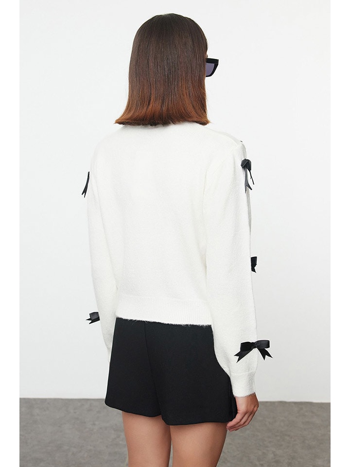 trendyol Pullover in Creme günstig kaufen