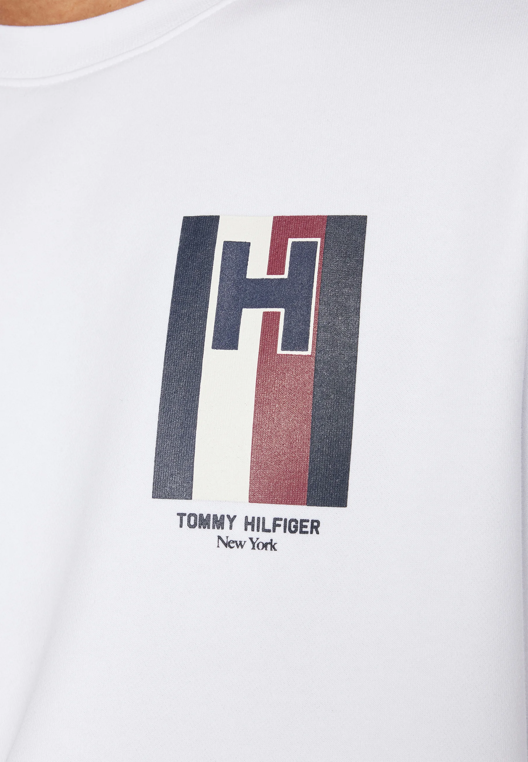 Sudadera Tommy Hilfiger EMBLEM CREWNECK