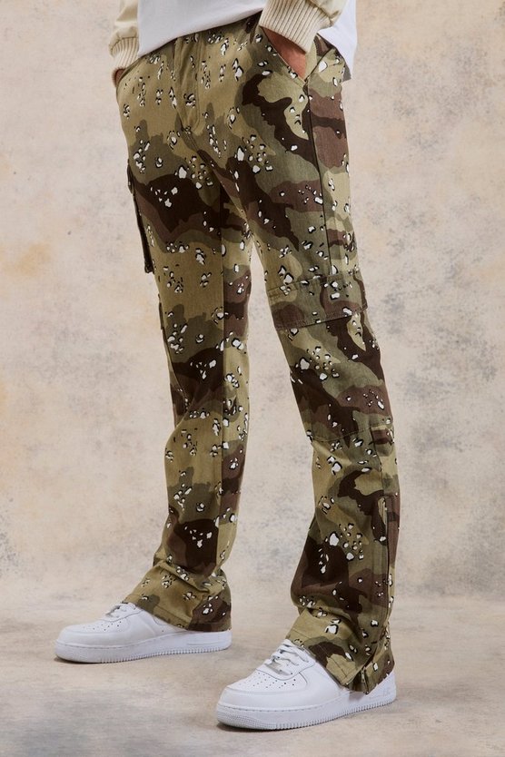 Slim-Fit Camouflage Cargo-Hose mit Reißverschluss