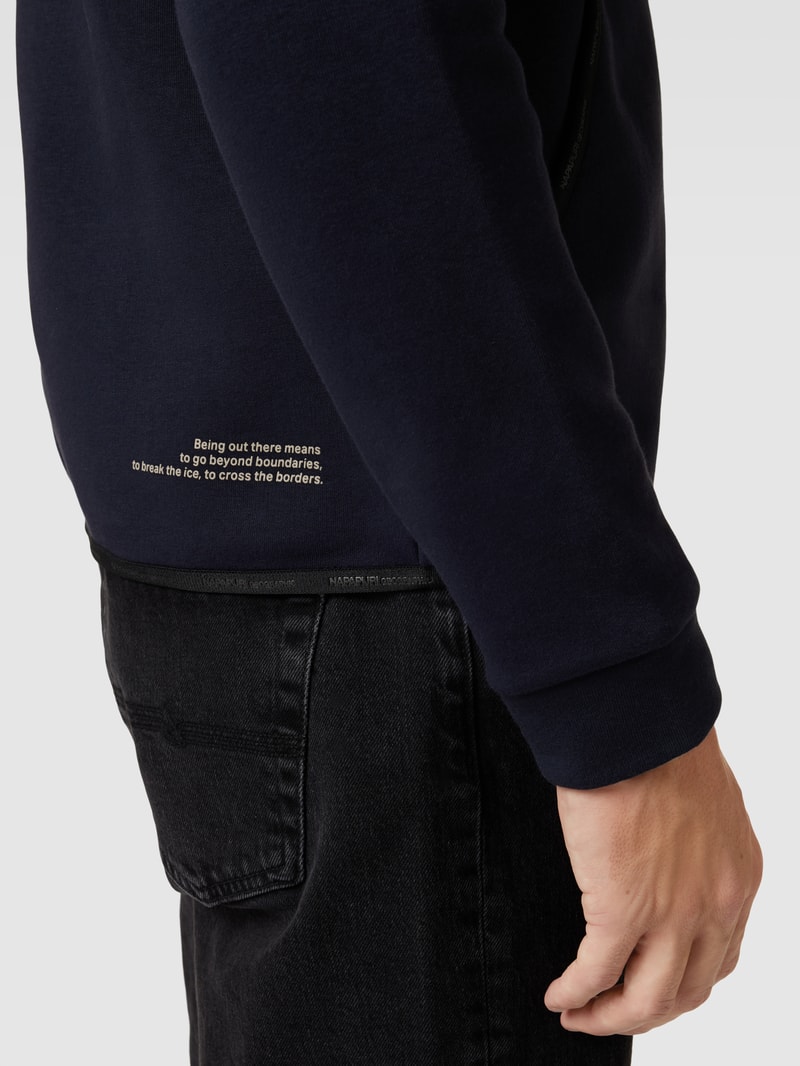 Sweatjacke mit Stehkragen in marineblau