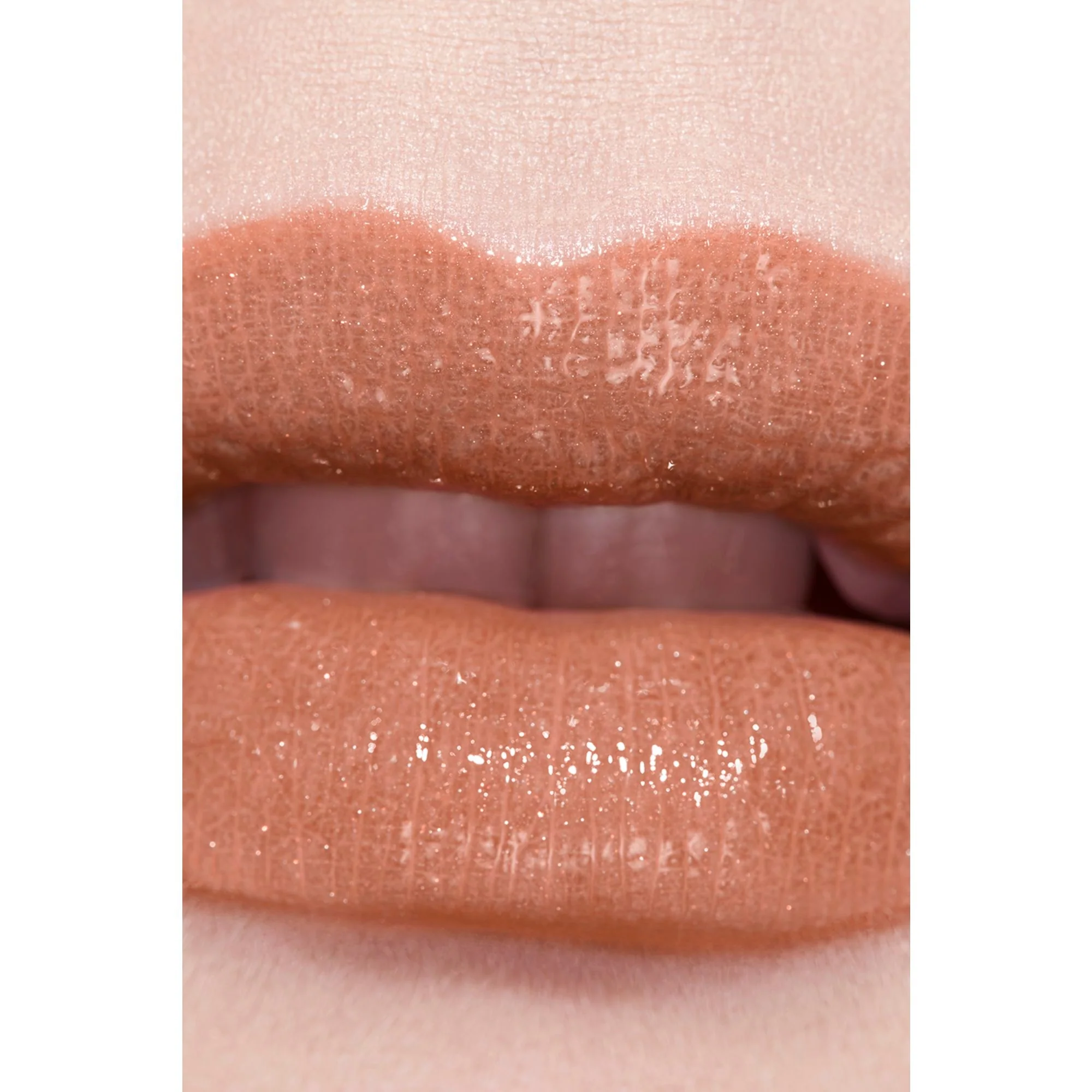 ROUGE COCO FLASH - COLORE, BRILLANTEZZA E INTENSITÀ IN UN FLASH