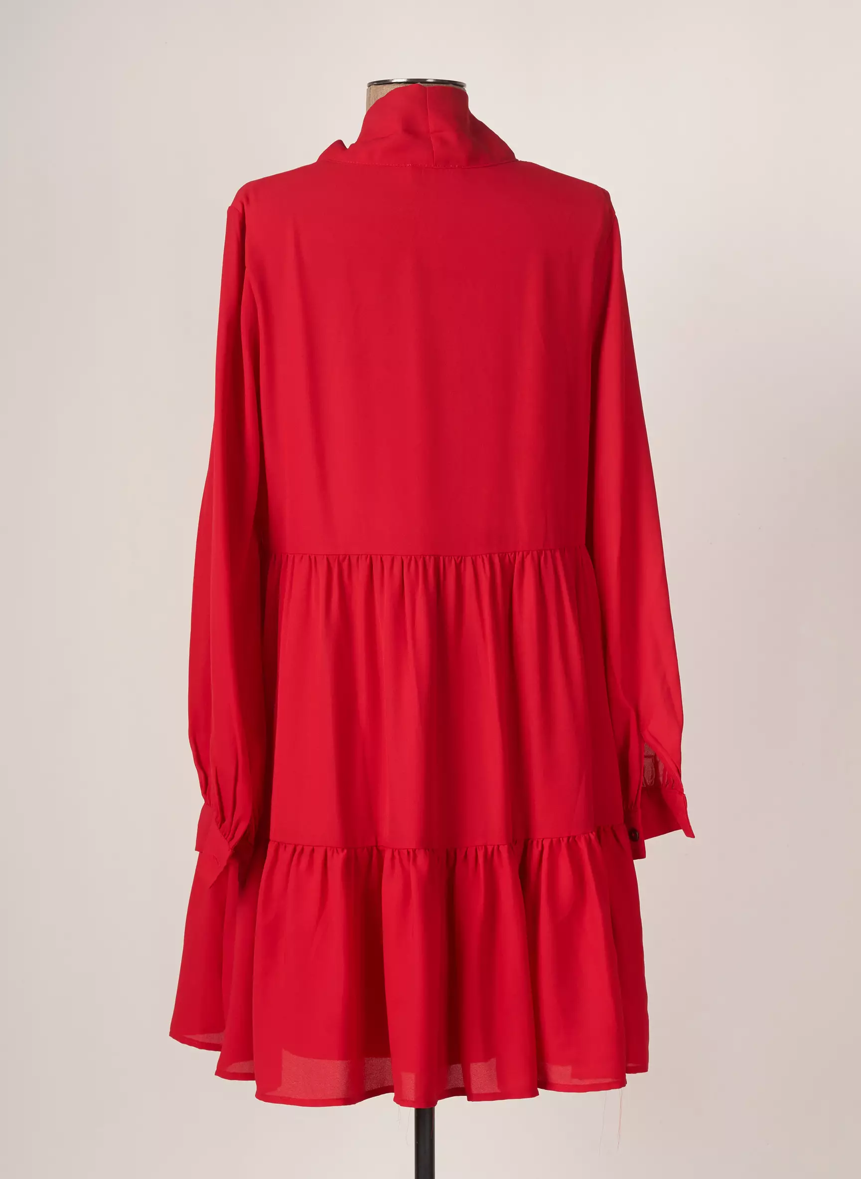 Molly Bracken Robes Courtes Femme couleur rouge