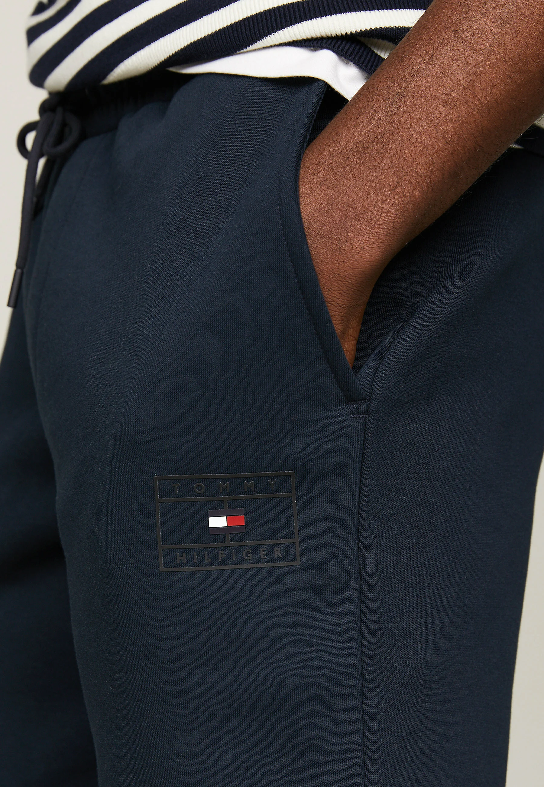 Pantalones deportivos Tommy Hilfiger