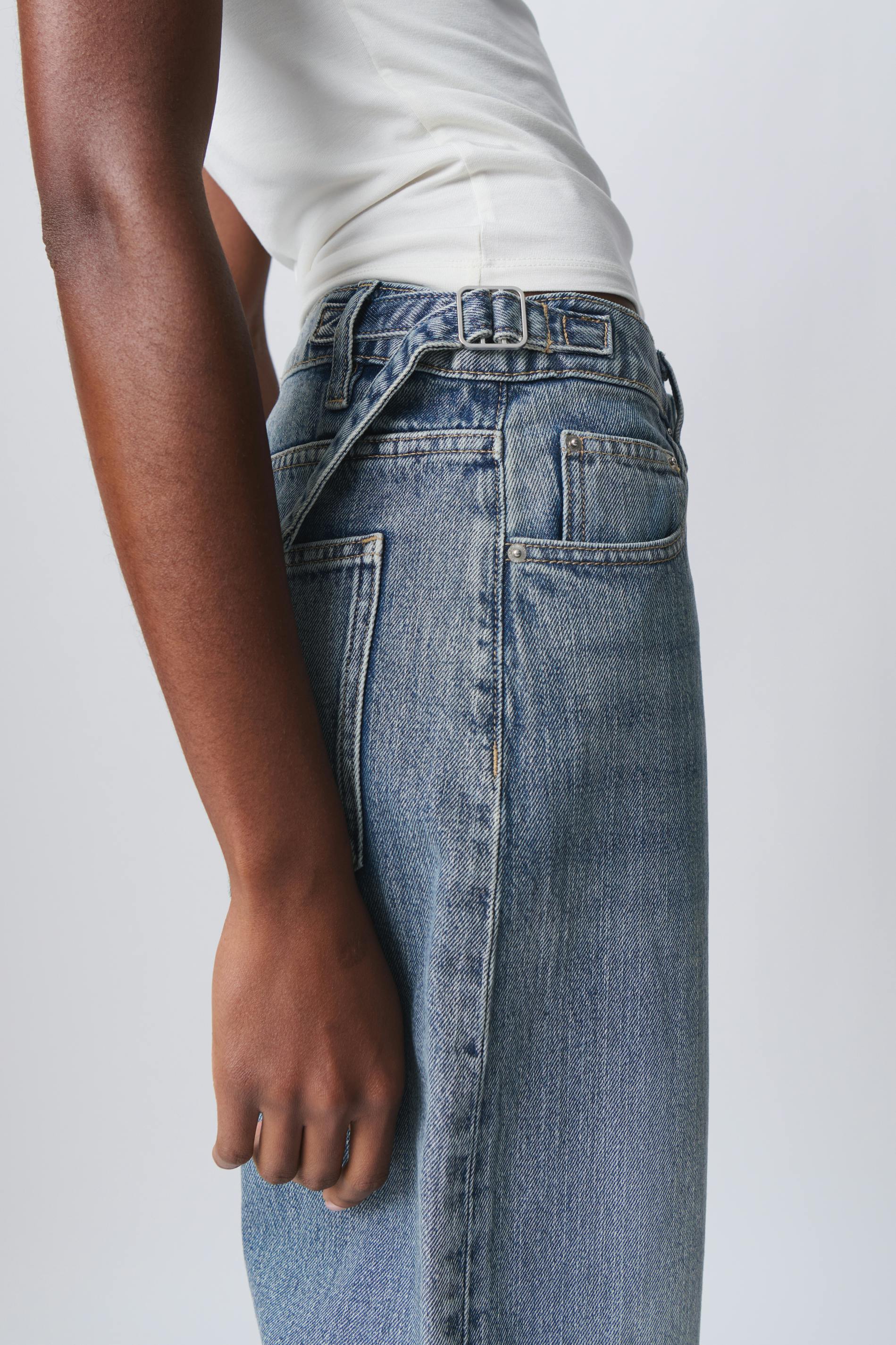 Adjustable waist jeans