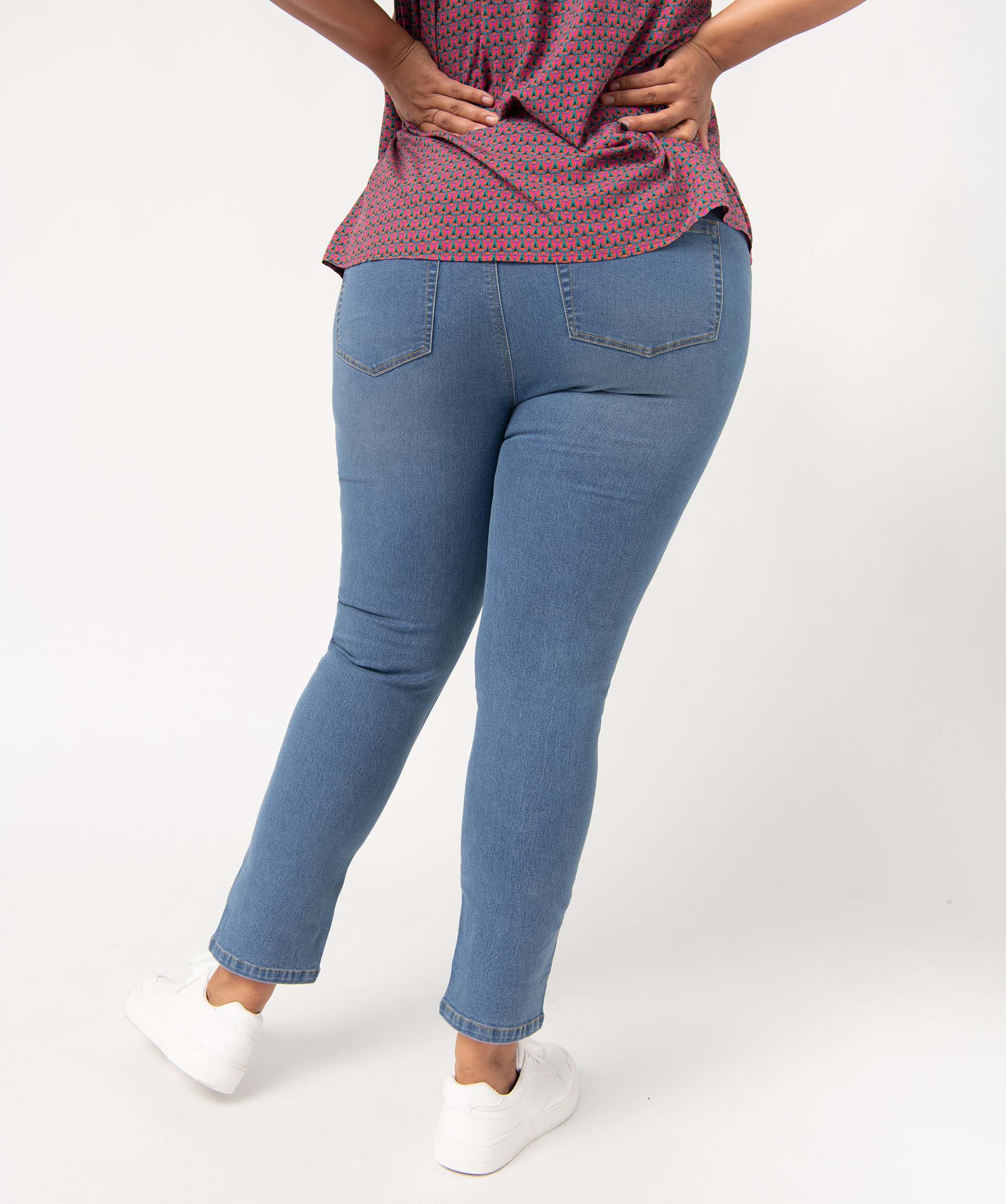Jean femme grande taille coupe regular stone | GEMO