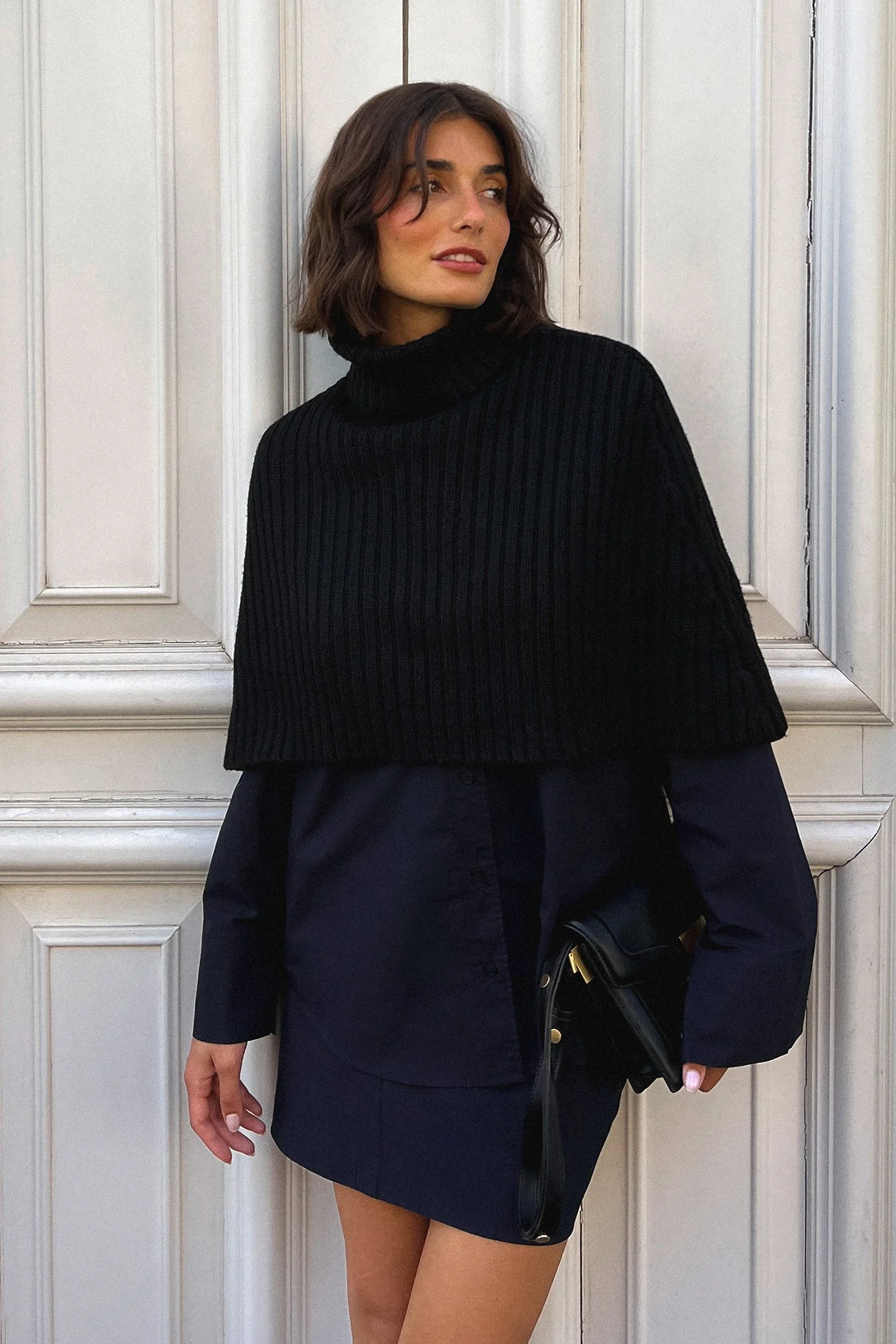 Poncho mit Rollkragen aus Rippstrick