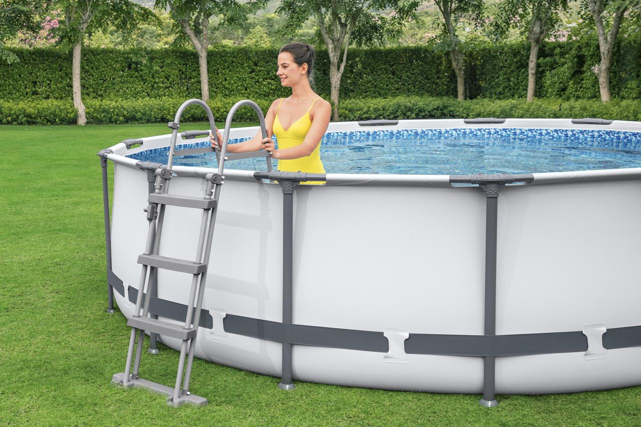 Bestway Steel Pro MAX™ Frame Pool Komplett-Set mit Filterpumpe Ø 427 x 107 cm, lichtgrau, rund