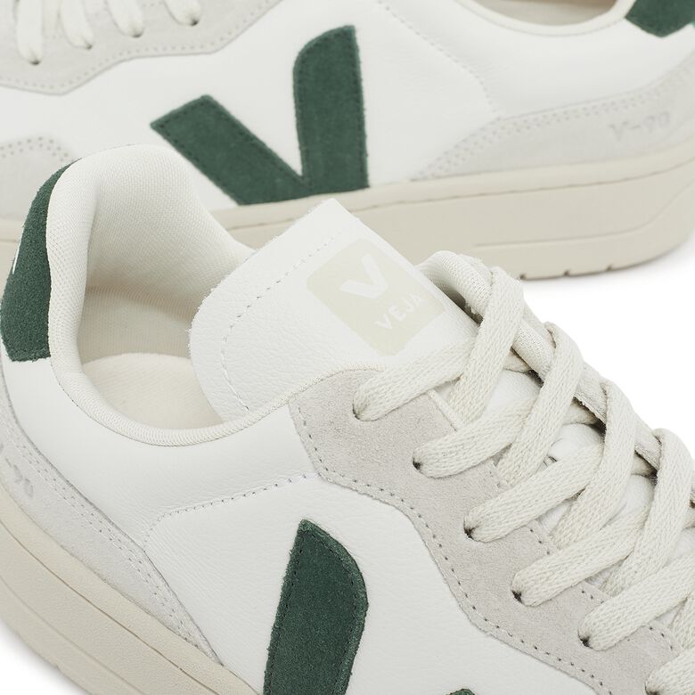 Veja V-90 extra white/cyprus