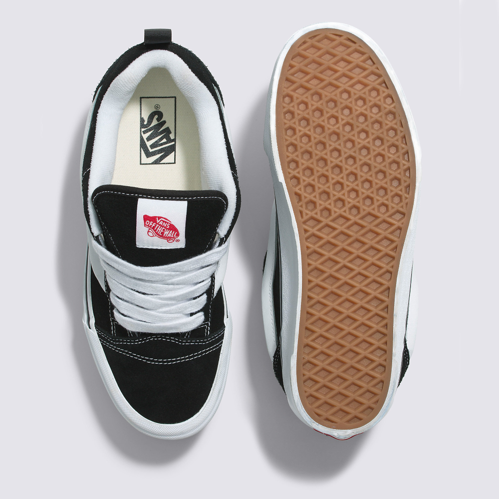 Vans Knu Stack VN000CP66BT1 / schwarz