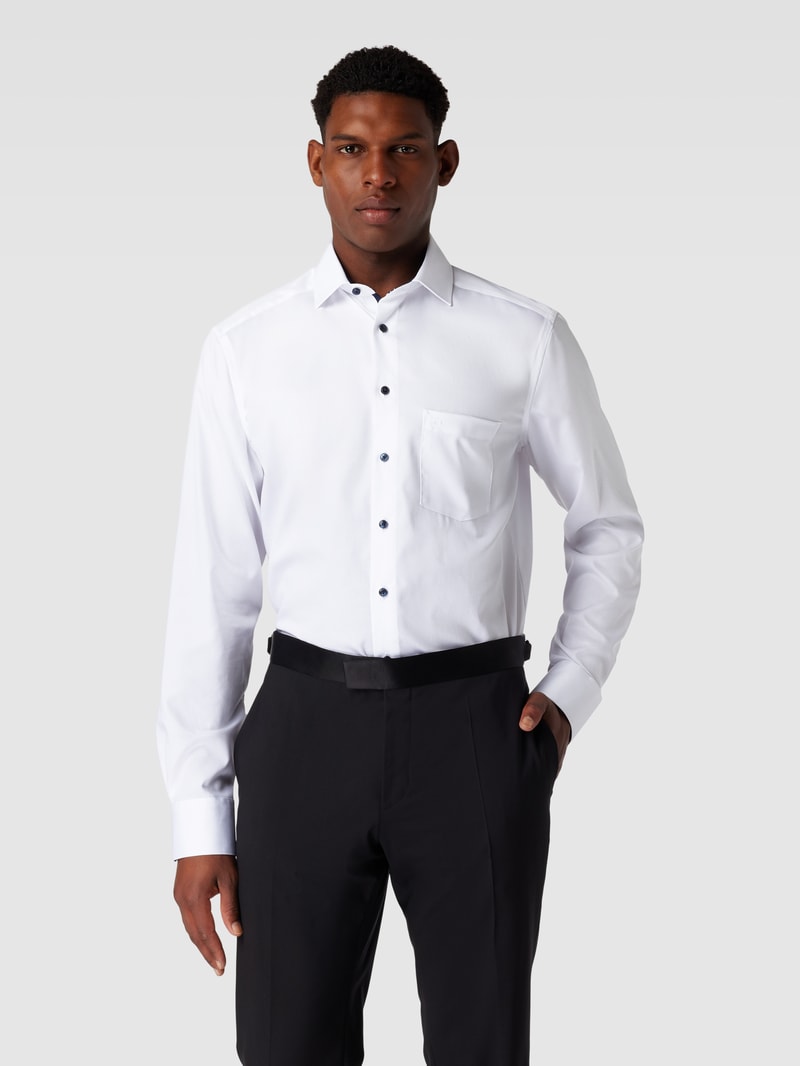 Modern Fit Business-Hemd mit Knopfleiste Modell 'Global' in weiß