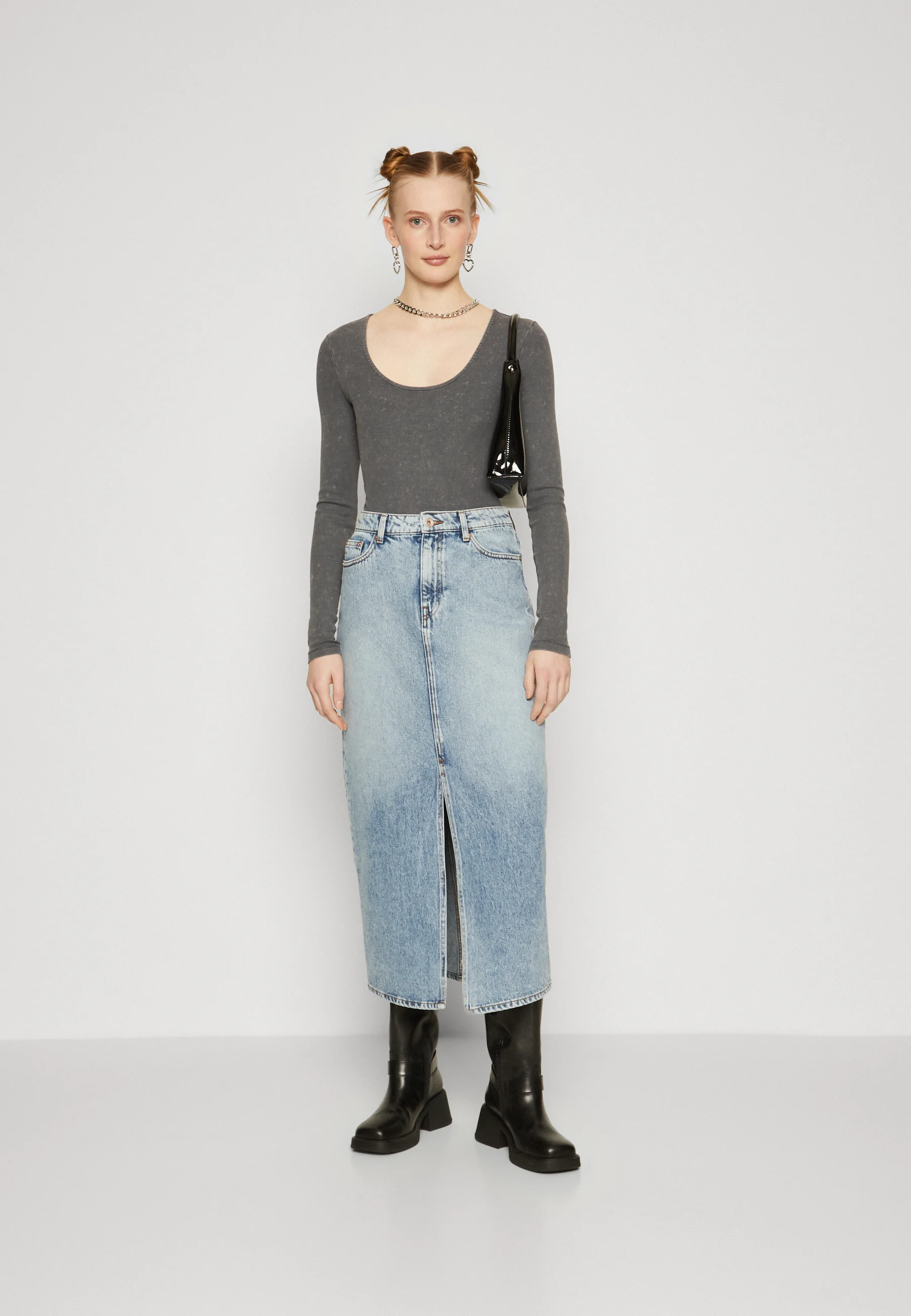 ONLY Tall ONLAYOE FRONT SLIT MIDI - Falda vaquera