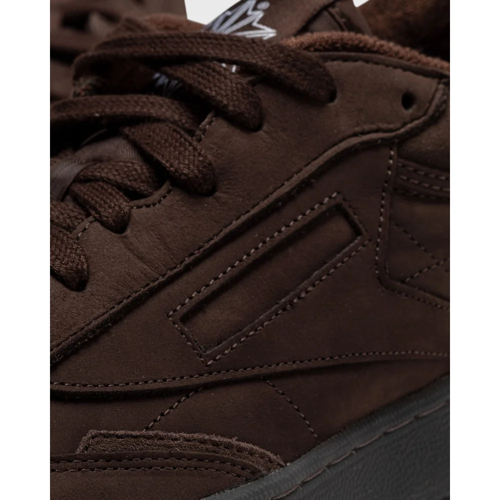 Reebok x Adsum Club C Mid II IF7935 / braun