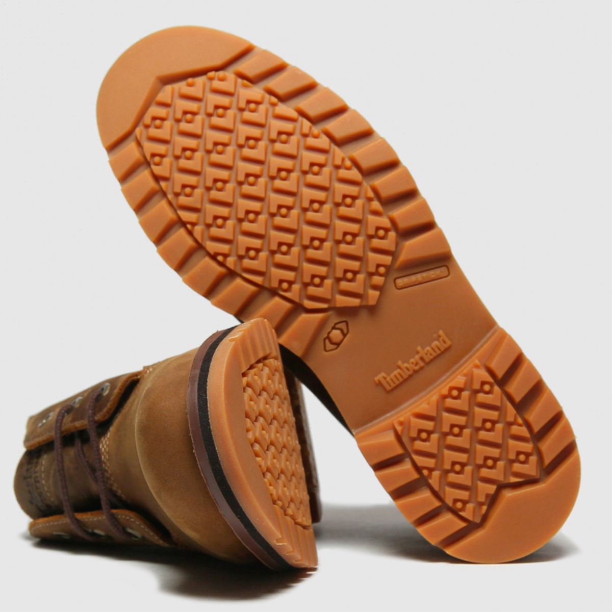Timberland – Larchmont II – Bruna chukka-stövlar med 3 öglor
