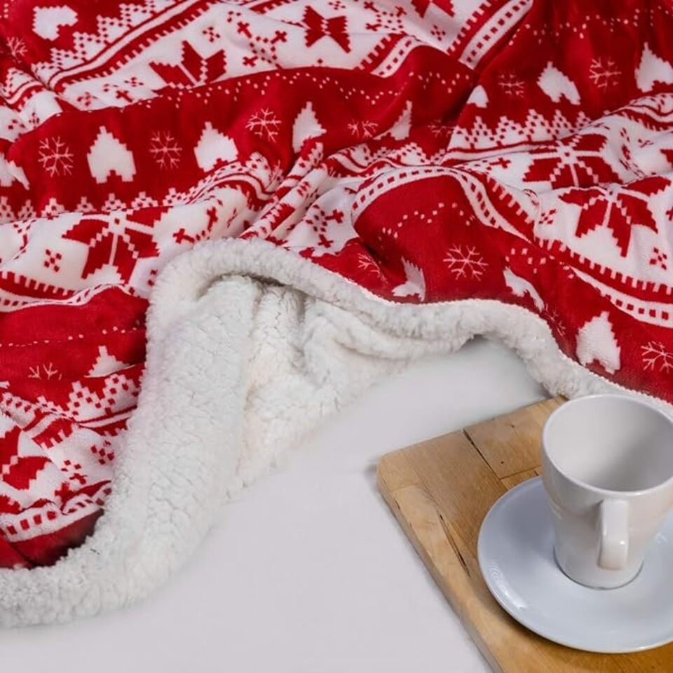 Wohndecke Apiando Christal Kuscheldecke, Apiando, Kuscheldecke mit Weihnachtsmotiv, Waschbare Tagesdecke